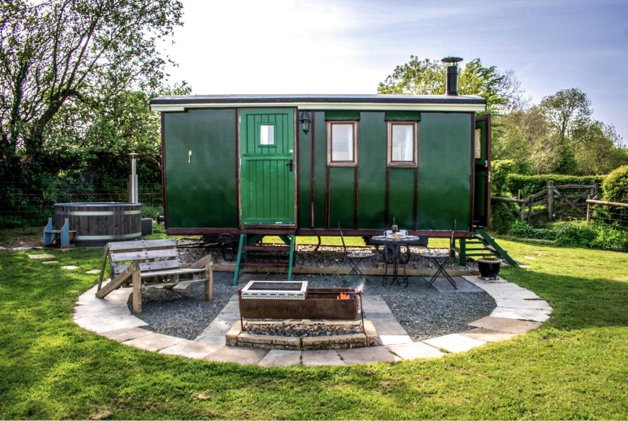 Dotties Retreat Villa Combe Martin Exterior foto